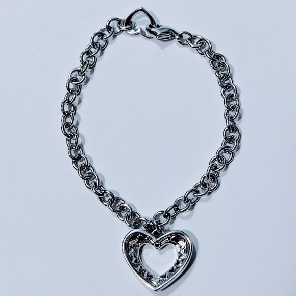 Swarovski Heart Charm Bracelet #959266, 7.5" length - Picture 3 of 5